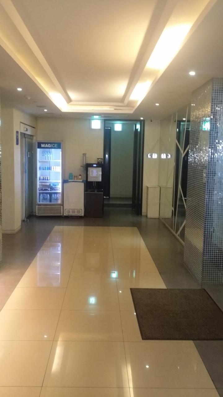 Rampart Hotel Gwangmyeong Exteriör bild
